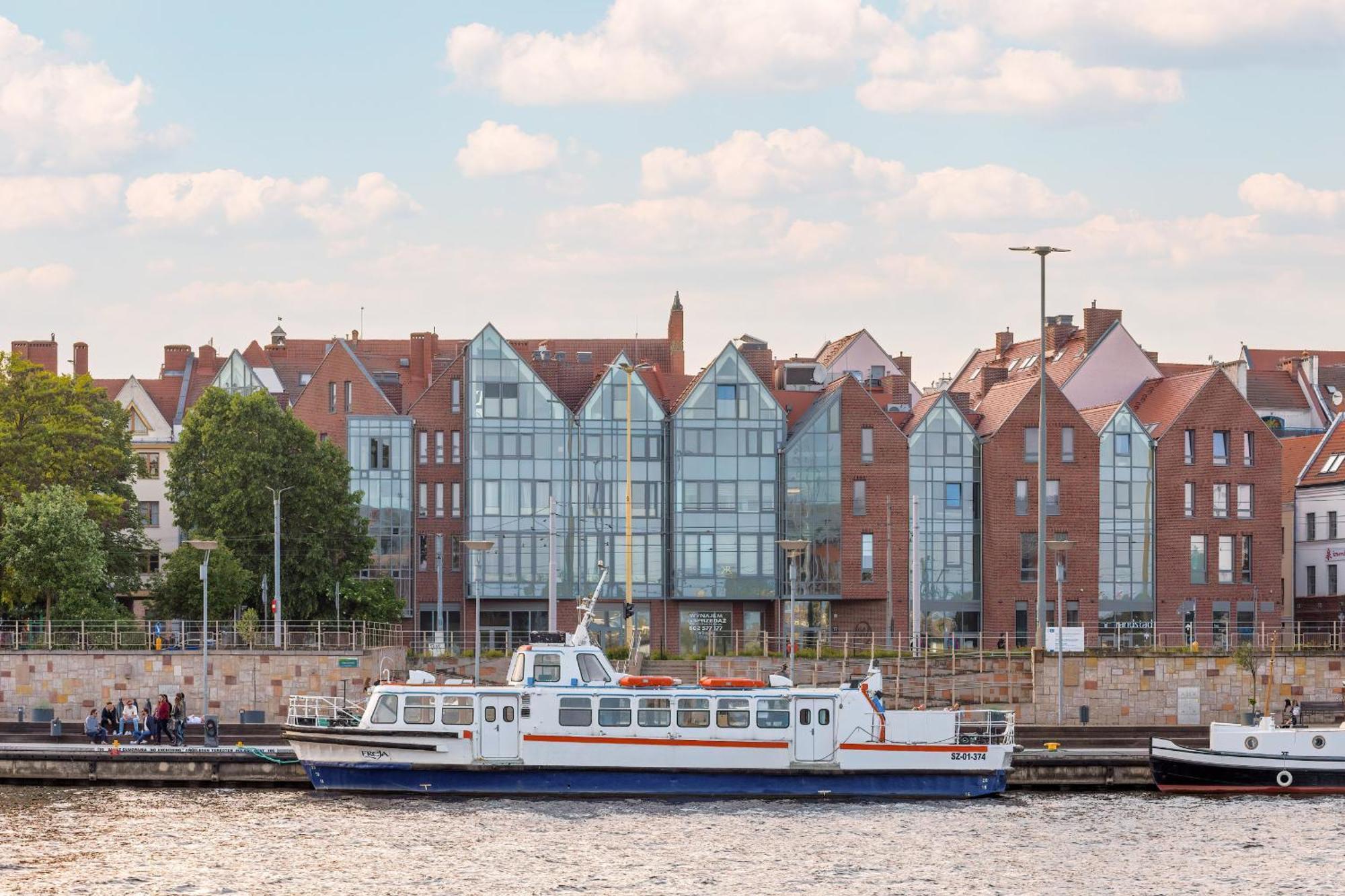 Space Apartments Old Town Szczecin Ngoại thất bức ảnh